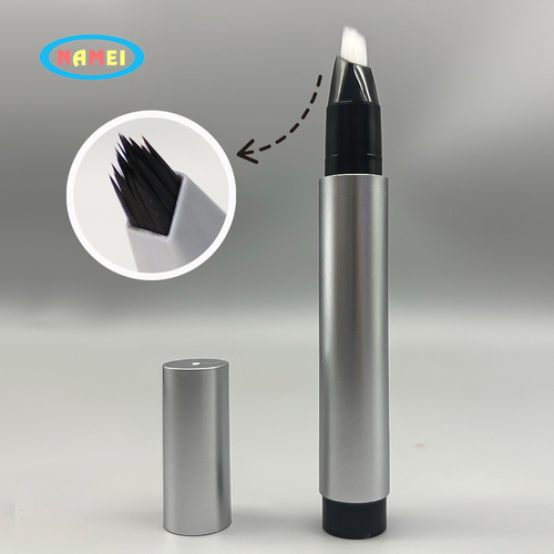 Derniers blogs de l'entreprise sur Découvrez des emballages innovants pour crayons eye-liner et des contenants de maquillage vides.