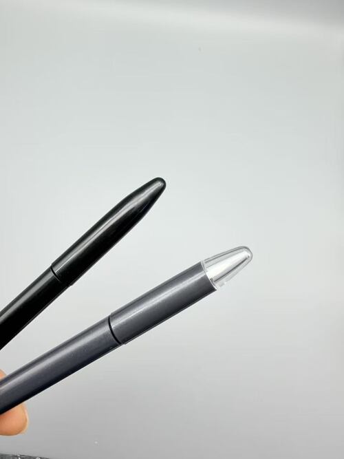 Derniers blogs de l'entreprise sur Emballage de styles doubles de styles de stylos de maquillage en coton pour l'émail liquide et la teinture labiale