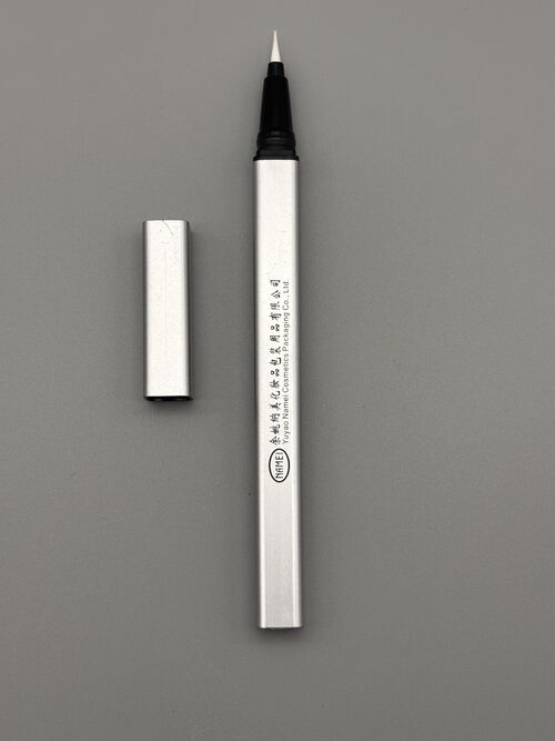 Derniers blogs de l'entreprise sur Tube carré hermétique pour cosmétiques liquides, tube de stylo eye-liner vide personnalisé pour fabricant de beauté en marque privée