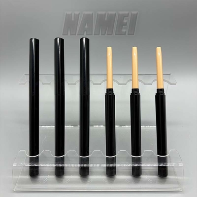 Un bon prix. Prix raisonnable Nourrissant Lip Lipliner crayon récipient cosmétique tube d'emballage avec déchiqueteur en ligne