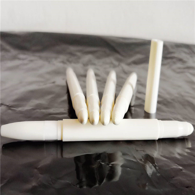 Un bon prix. Des liners labiaux automatiques sans pigmentation élevée en ligne