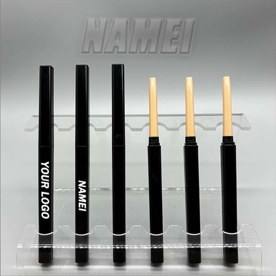 Un bon prix. Container de crayon à lèvres en plastique personnalisable en ligne