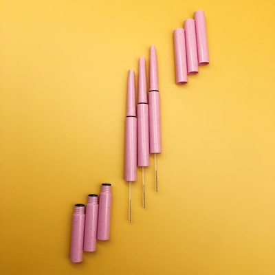 Un bon prix. Gros 2 en 1 stylo de sourcils de haute qualité tube stylo de sourcils contenant un pinceau de l'usine en ligne