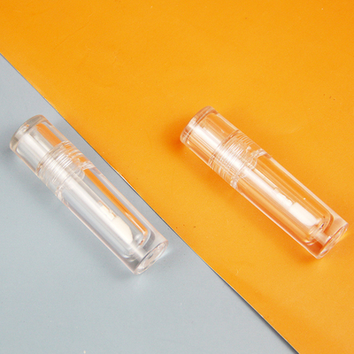 Un bon prix. Nouveau design de tubes de glossaire pour lèvres récipient cosmétique transparent packages mignons de glossaire pour lèvres fournisseurs de récipients de glossaire en ligne