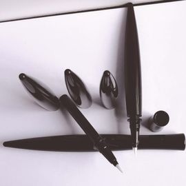 Un bon prix. Matériau ABS emballage crayons Eyeliner Régler la forme avec n'importe quelle couleur en ligne